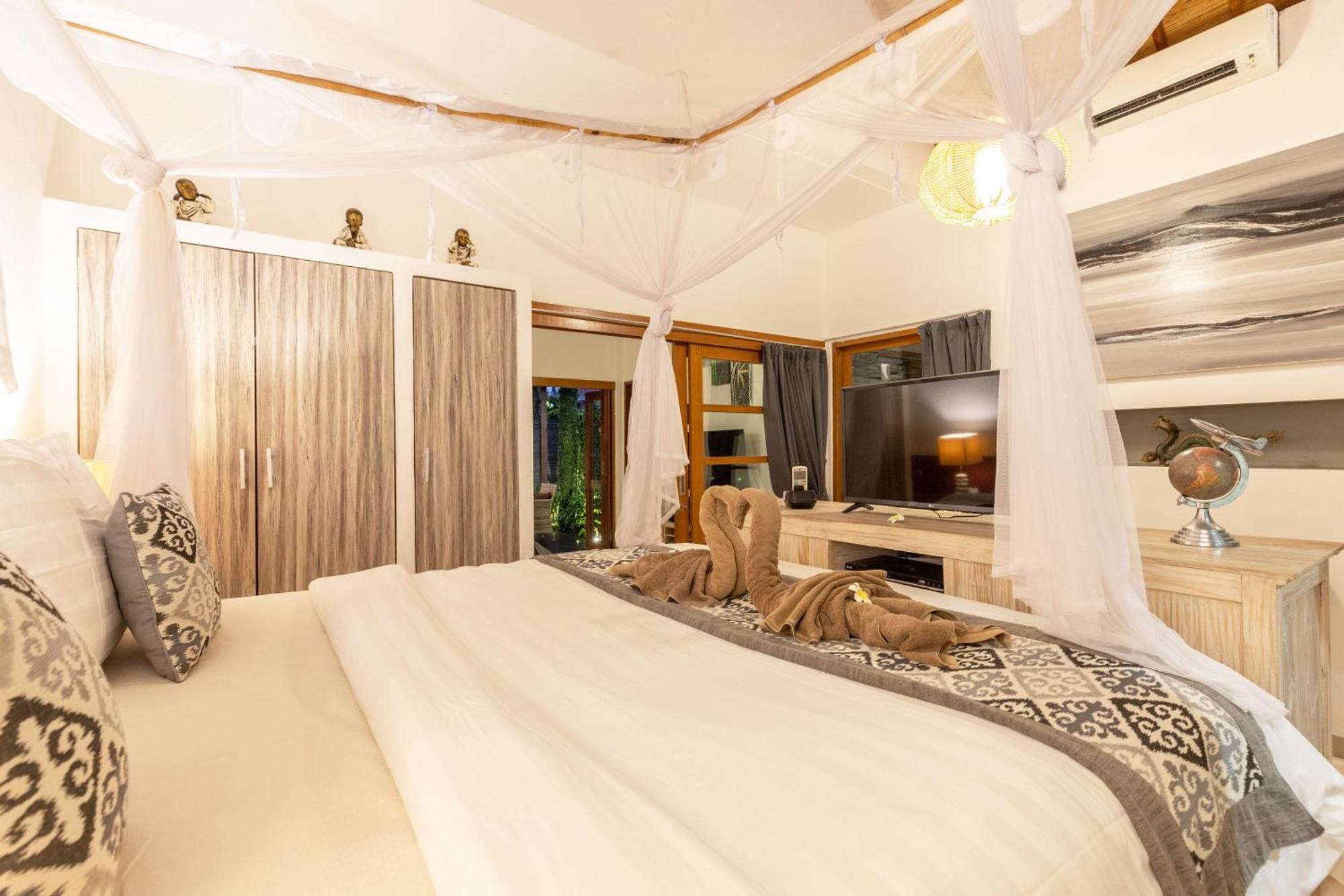 Villa 2 Bedroom With Pool With Car Park